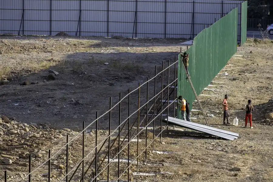 Choosing The Right Height And Gauge For Chain Link Fencing in Monroe, NC Choosing The Right Height And Gauge For Chain Link Fencing in Monroe, NC