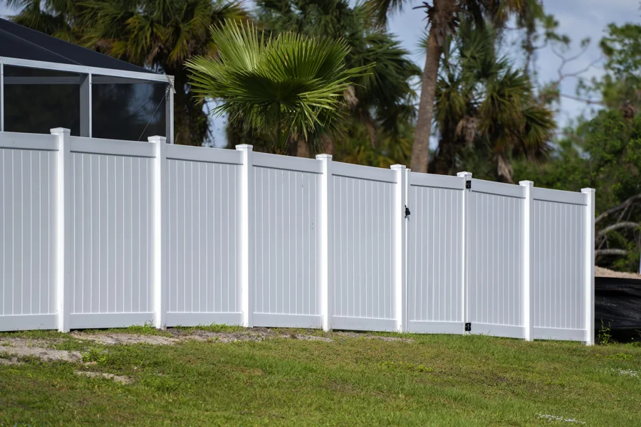 Expert Vinyl Fence Repair Monroe, NC Expert Vinyl Fence Repair Monroe, NC
