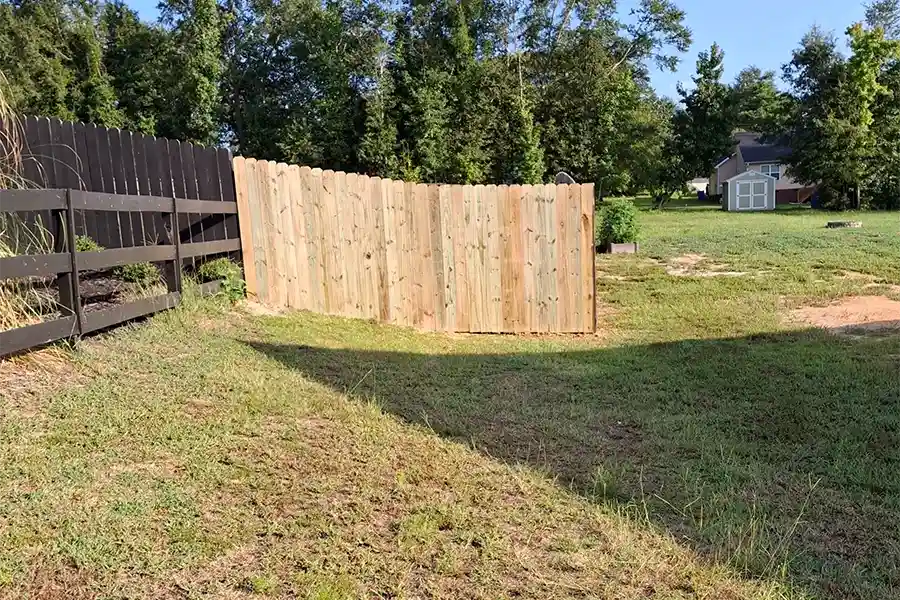 Professional Fence Contractor in Monroe, NC Professional Fence Contractor in Monroe, NC